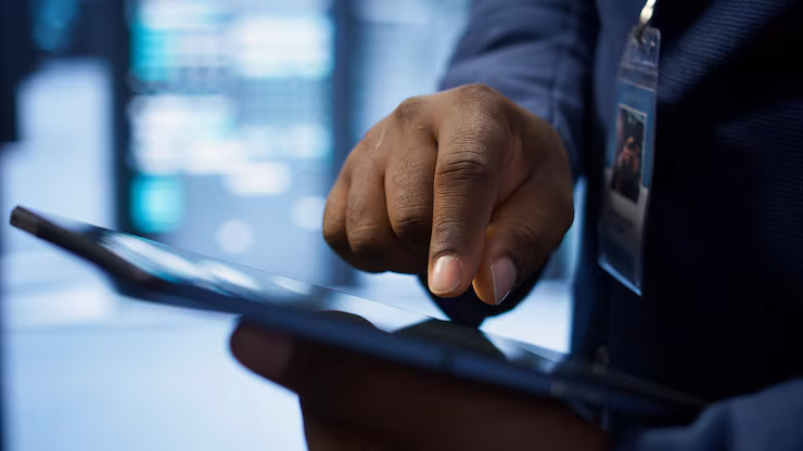 Networking en la era digital: más que contactos, conexiones genuinas