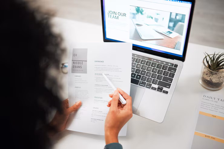 Silver Talent: Cómo diseñar un CV después de los 45 para destacar en el mercado laboral argentino
